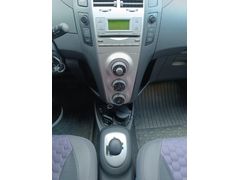 Sahibinden Toyota Yaris 1.3 Sol 2008 Model  66.130 km Gri (metalik)