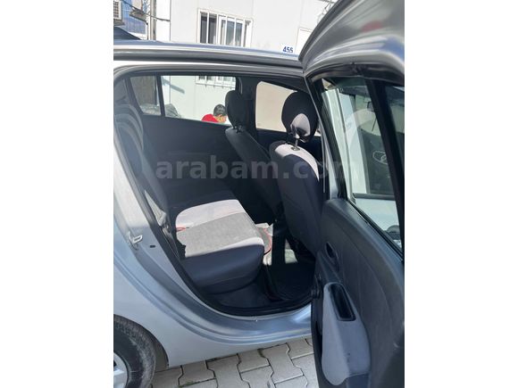 Sahibinden Renault Clio 1.5 dCi Authentique 2010 Model 
