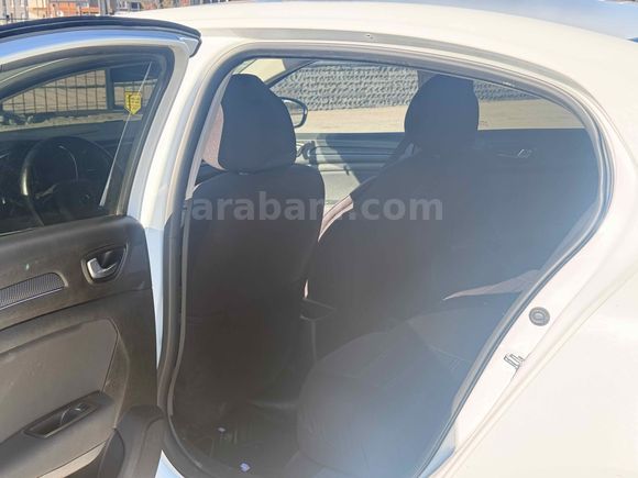 Sahibinden Renault Megane 1.3 TCe Joy 2020 Model 