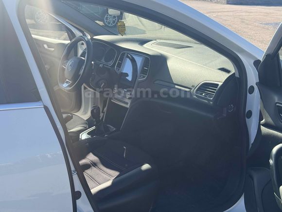 Sahibinden Renault Megane 1.3 TCe Joy 2020 Model 