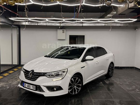 Sahibinden Renault Megane 1.3 TCe Joy 2020 Model 