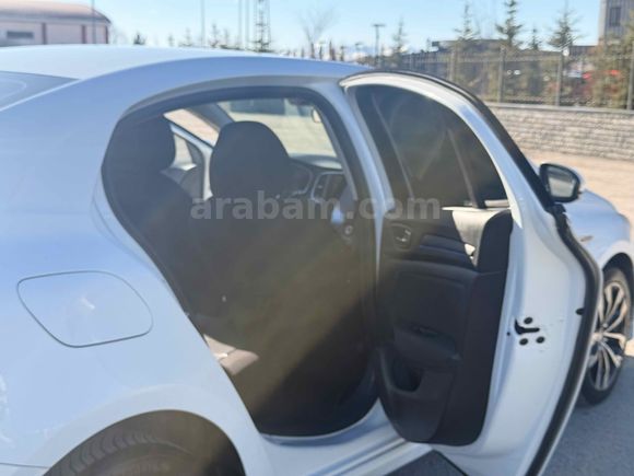 Sahibinden Renault Megane 1.3 TCe Joy 2020 Model 
