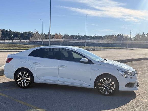 Sahibinden Renault Megane 1.3 TCe Joy 2020 Model 