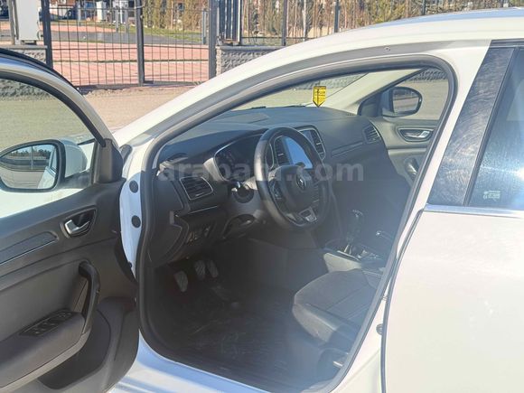 Sahibinden Renault Megane 1.3 TCe Joy 2020 Model 