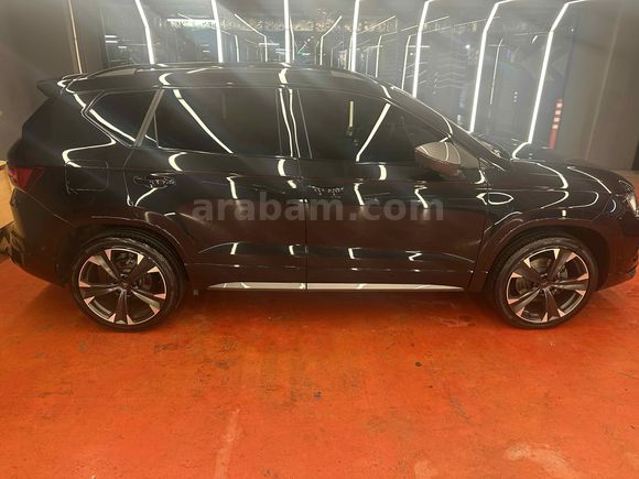 Sahibinden Cupra Ateca 1.5 TSI 2024 Model  30.000 km Siyah