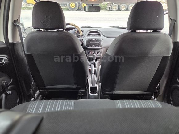 Galeriden Fiat Punto EVO 1.4 Dynamic 2011 Model Muğla