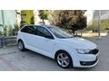 Cam tavan Skoda Rapid 1.6 TDI Spaceback Elegance 