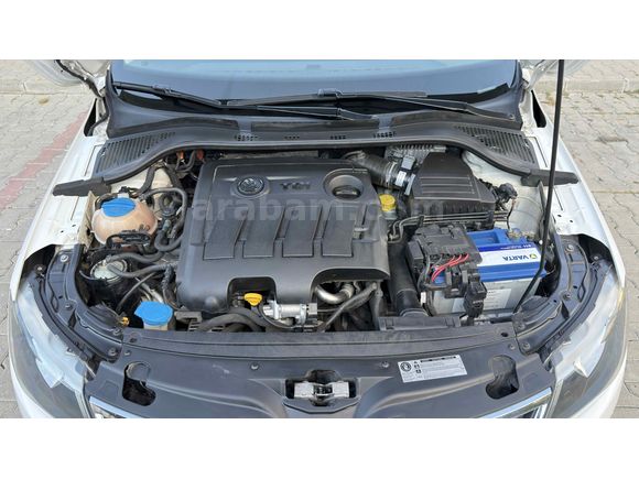 Cam tavan Skoda Rapid 1.6 TDI Spaceback Elegance 