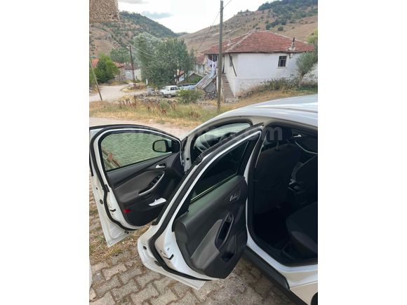 Sahibinden Ford Focus 1.6 TDCi Trend 2012 Model 