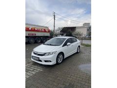 Sahibinden Honda Civic 1.6 Premium 2013 Model  258.000 km Beyaz