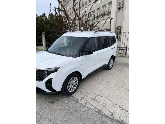 Sahibinden Ford Tourneo Courier 1.0 EcoBoost Titanium 2025 Model 