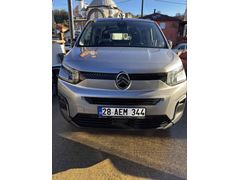 Sahibinden Citroen Berlingo 1.5 BlueHDI 2025 Model 