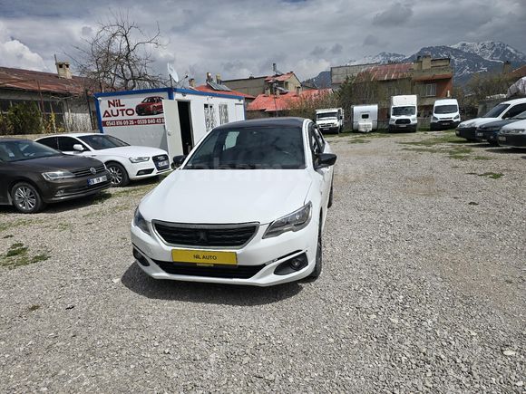 Galeriden Peugeot 301 1.2 Active 2019 Model Van