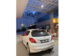 Sahibinden Peugeot 207 1.4 HDi Premium 2007 Model  293.000 km Beyaz