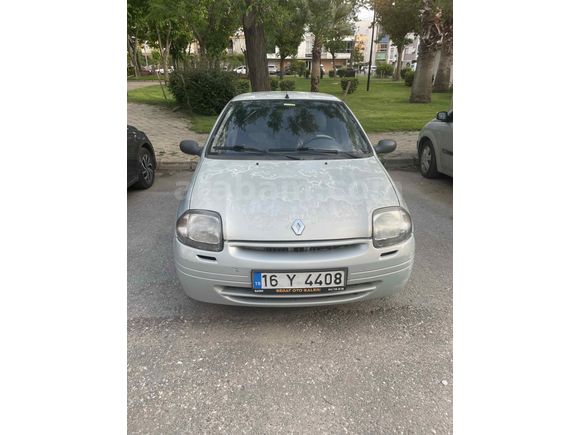 Sahibinden Renault Clio 1.4 RNA 2001 Model 