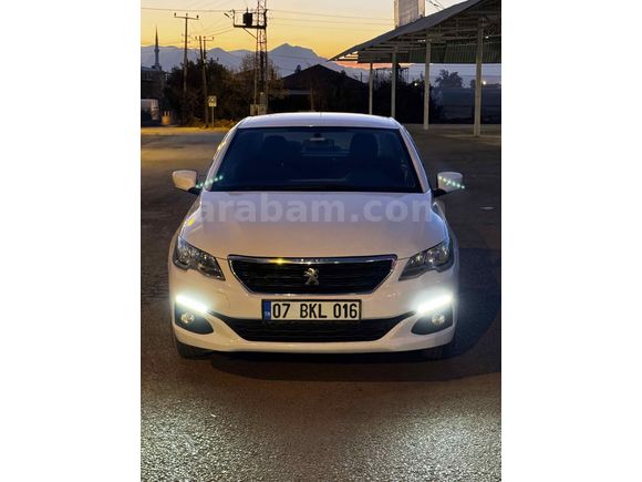 Motor yeni, muayene yeni, 1 değişen, 1 buçuk boya, 23 bin tramer 