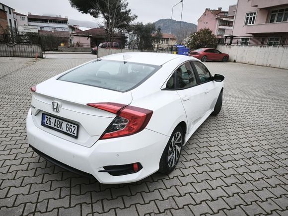 Sahibinden Honda Civic 1.6i VTEC Eco Elegance 2019 Model