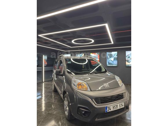Sahibinden Fiat Fiorino Combi 1.3 Multijet Safeline 2023 Model  64.100 km Gri (Gümüş)