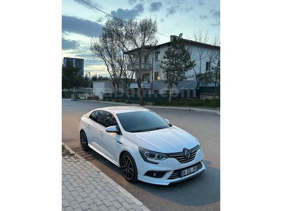 Sahibinden Renault Megane 1.5 Blue DCI Touch 2019 Model 
