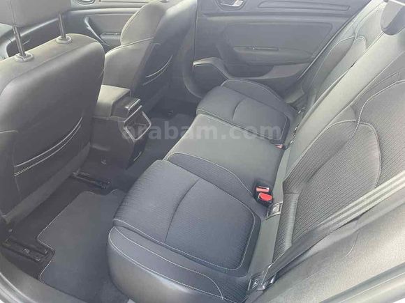 Sahibinden Renault Megane 1.5 Blue DCI Touch 2019 Model 
