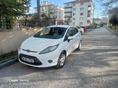 Sahibinden Ford Fiesta 1.4 My 2011 Model  112.700 km Beyaz