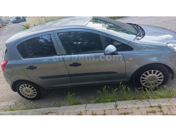 memurdan Opel Corsa 1.2 Twinport Enjoy 2009 Model