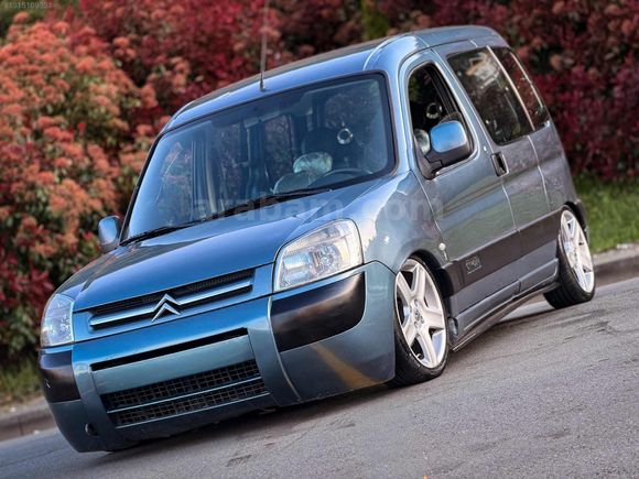 YAPRAK AUTO | CİTROEN BERLİNGO-1.9D-MASRAFSIZ vs...