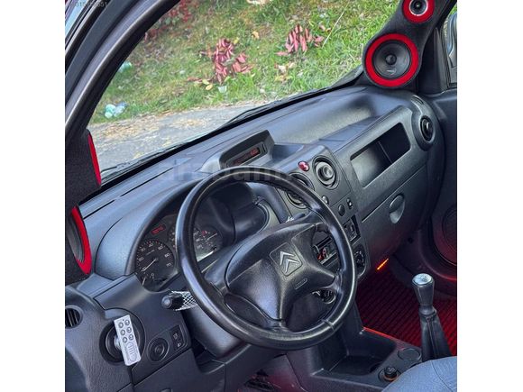 YAPRAK AUTO | CİTROEN BERLİNGO-1.9D-MASRAFSIZ vs...