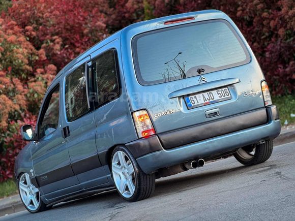 YAPRAK AUTO | CİTROEN BERLİNGO-1.9D-MASRAFSIZ vs...
