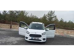 Sahibinden Ford Tourneo Courier 1.5 TDCi Delux 2018 Model