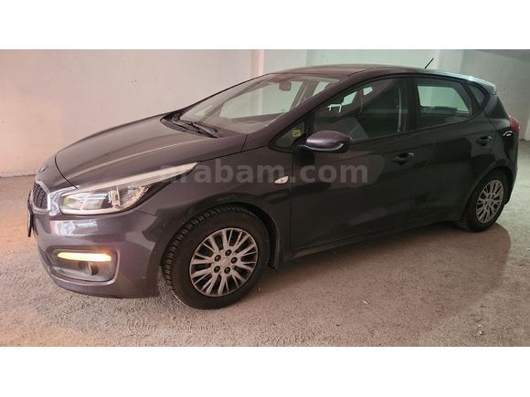 Sahibinden Kia Ceed 1.4 MPI Live 2017 Model