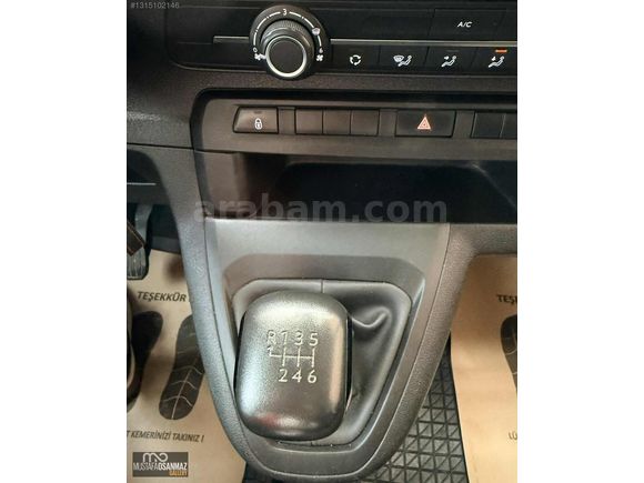 2023 BOYASIZ İLK ELDEN 65.500 KM DE JUMPY 2.0 BLUEHDİ 5+1CİTYVAN