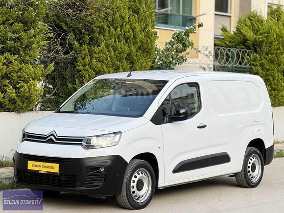 2023 OTOMATİK BERLİNGO/BOYASIZ-DEĞİŞENSİZ-TRAMERSİZ/%0.69 KREDİ
