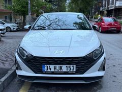 Sahibinden Hyundai i20 1.4 MPI Jump 2023 Model 
