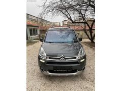 2013 model Berlingo zenit cam davan