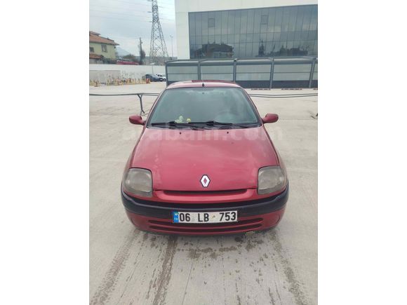 Sahibinden Renault Clio 1.4 RNA 2000 Model 
