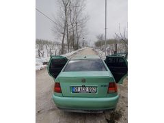 emsallerinden üstün 1998wolksvogen polo 1.6classik