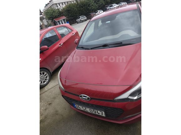 ilk sahibinden Hatasız - Boyasız - Değişensiz Sigara içilmemiş i20 1.4 MPI Style Otomatik