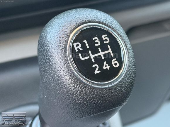 GÜNEŞ'ten HATASIZ ÇİFT SÜRGÜLÜ 19.000 km.de PANELVAN CUSTOM
