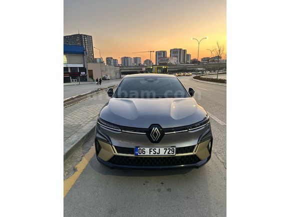 Sahibinden Renault Megane E-Tech Iconic 2023 Model Ankara
