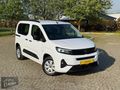 CO MOTORS'DAN 2025 OPEL COMBO OTOMATİK VİTES HATASIZ FATURALI