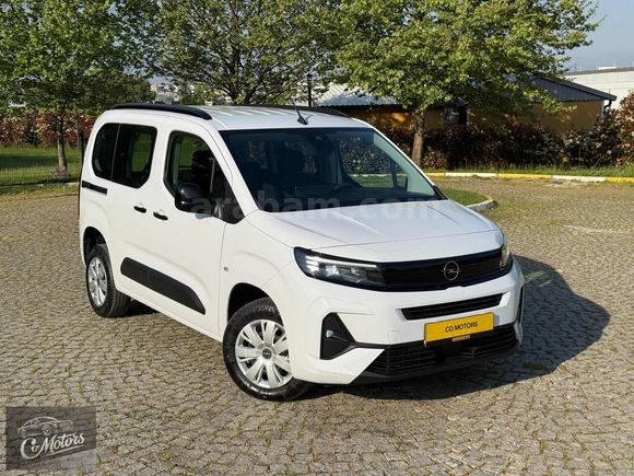 CO MOTORS'DAN 2025 OPEL COMBO OTOMATİK VİTES HATASIZ FATURALI