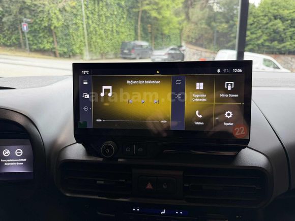 BRAVE 2025 OPEL COMBO 1.5 D ULTİMATE /CAM TAVAN/