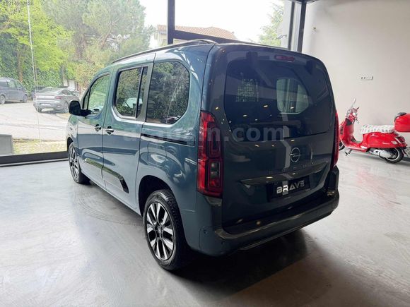 BRAVE 2025 OPEL COMBO 1.5 D ULTİMATE /CAM TAVAN/