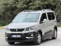 Öztürk Motors 2020 Cam Tavanlı Ceki Demirli Peugeot Rifter
