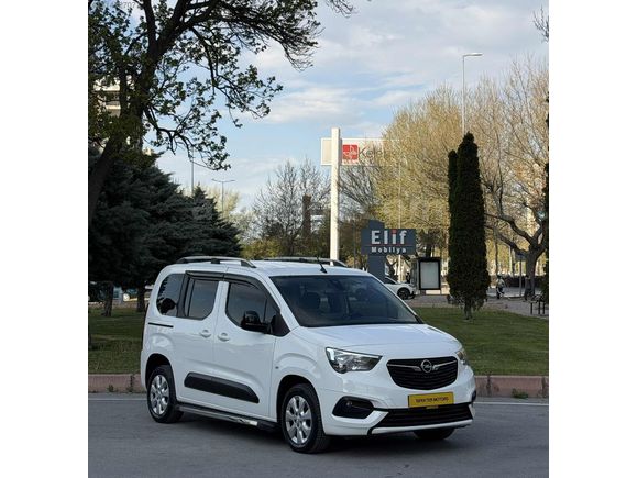 İSPEKTER MOTORS'DAN OTOMATİK OPEL COMBO