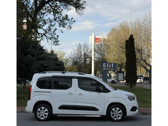 İSPEKTER MOTORS'DAN OTOMATİK OPEL COMBO