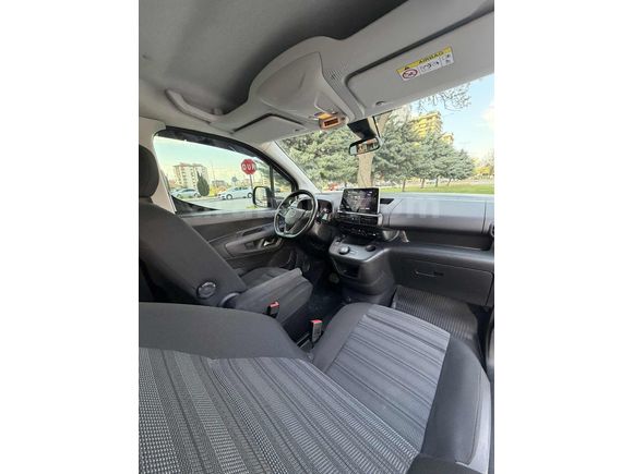İSPEKTER MOTORS'DAN OTOMATİK OPEL COMBO