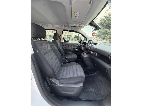 İSPEKTER MOTORS'DAN OTOMATİK OPEL COMBO