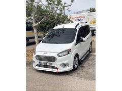 Sahibinden Ford Tourneo Courier 1.5 TDCi Black Line 2020 Model  270.000 km Beyaz